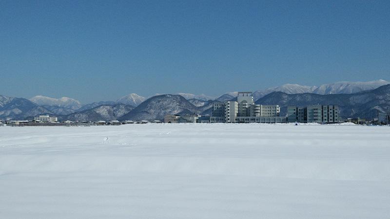 田んぼ雪③済生病院.jpg